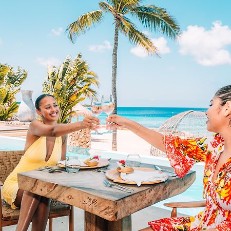 Van Der Valk Plaza Beach & Dive Resort Bonaire Playa Exterior foto