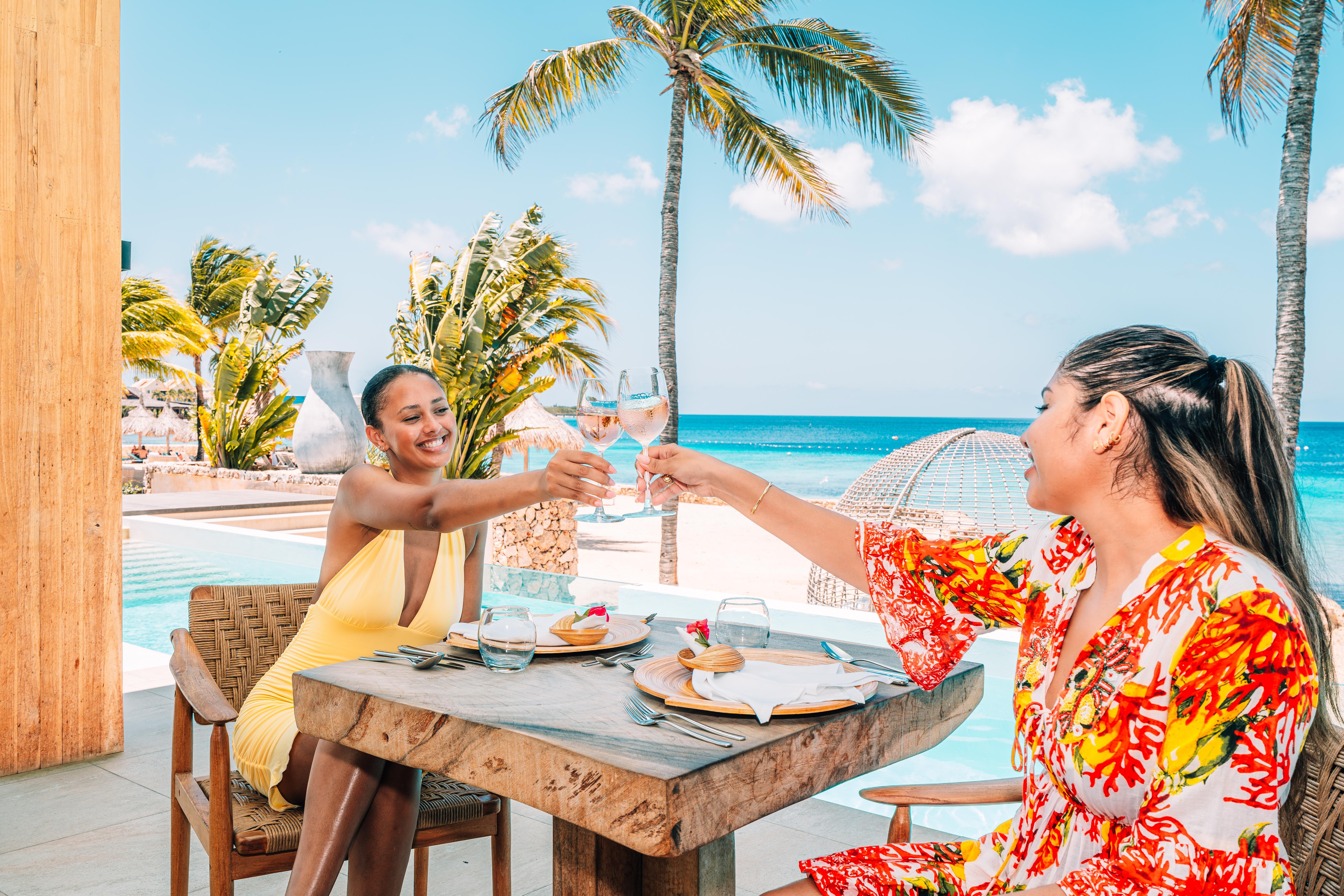 Van Der Valk Plaza Beach & Dive Resort Bonaire Playa Exterior foto