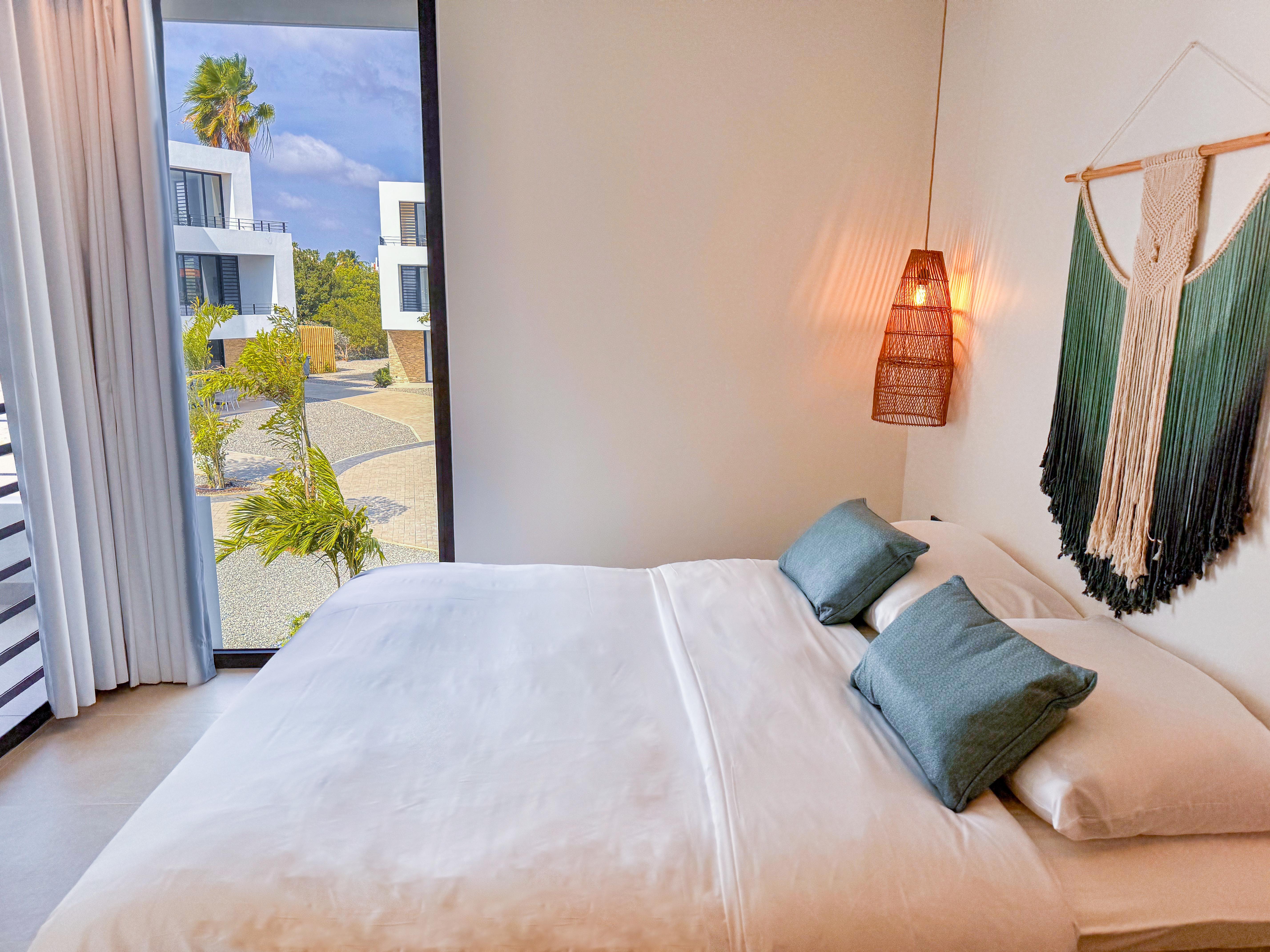 Van Der Valk Plaza Beach & Dive Resort Bonaire Playa Exterior foto