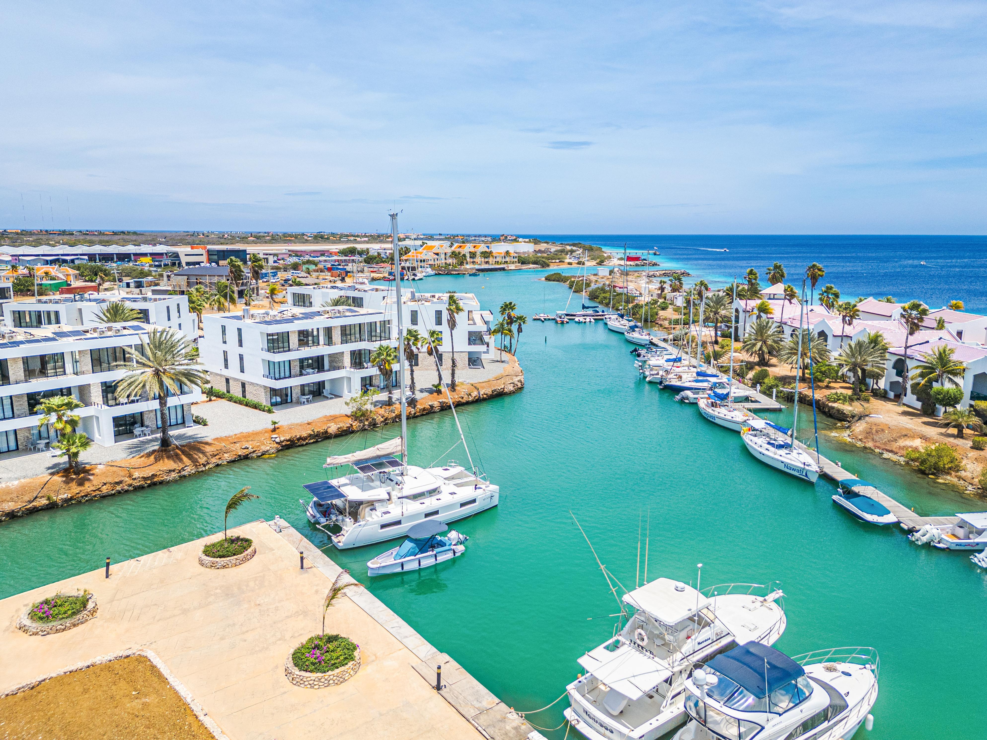 Van Der Valk Plaza Beach & Dive Resort Bonaire Playa Exterior foto
