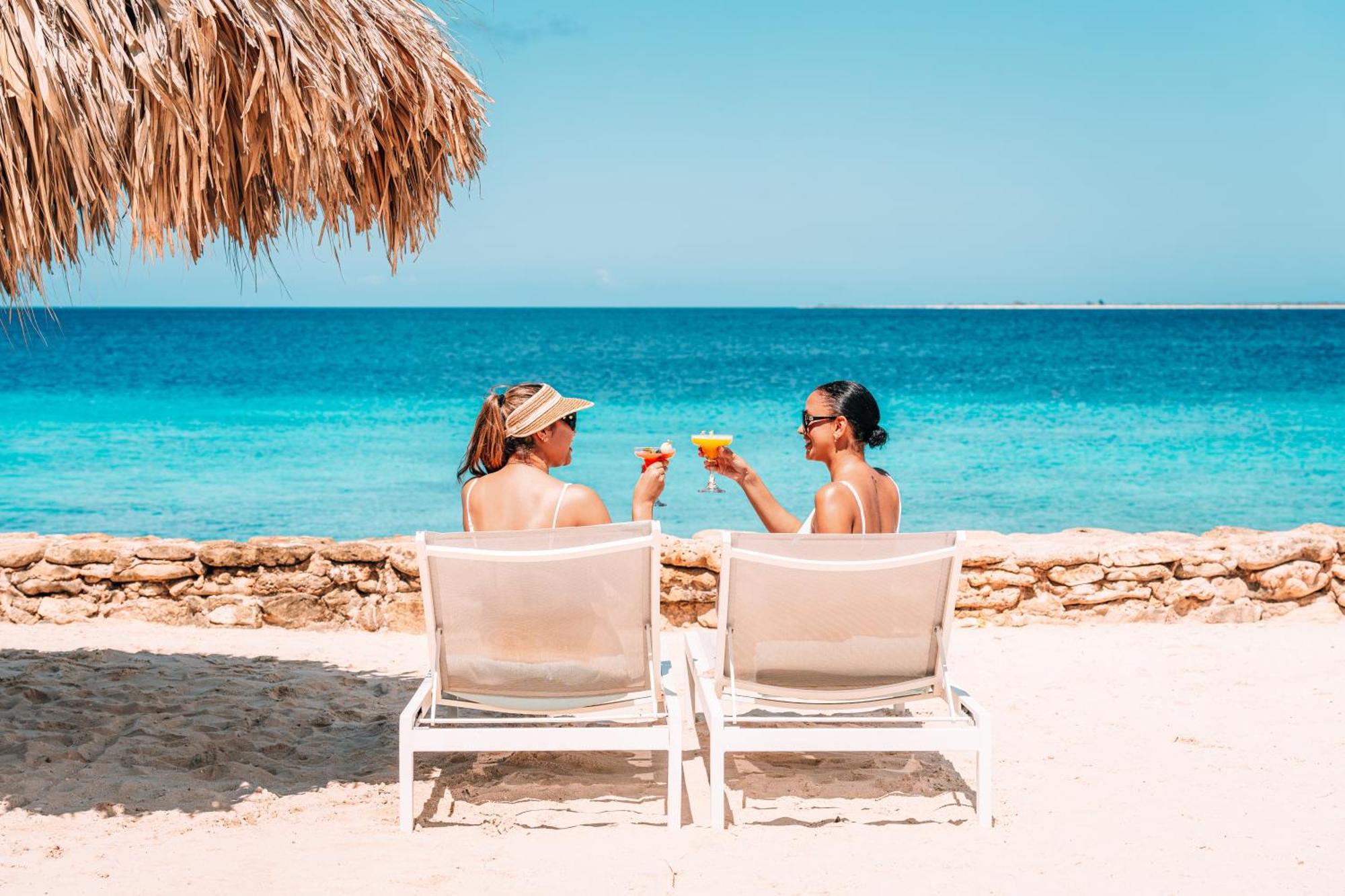 Van Der Valk Plaza Beach & Dive Resort Bonaire Playa Exterior foto